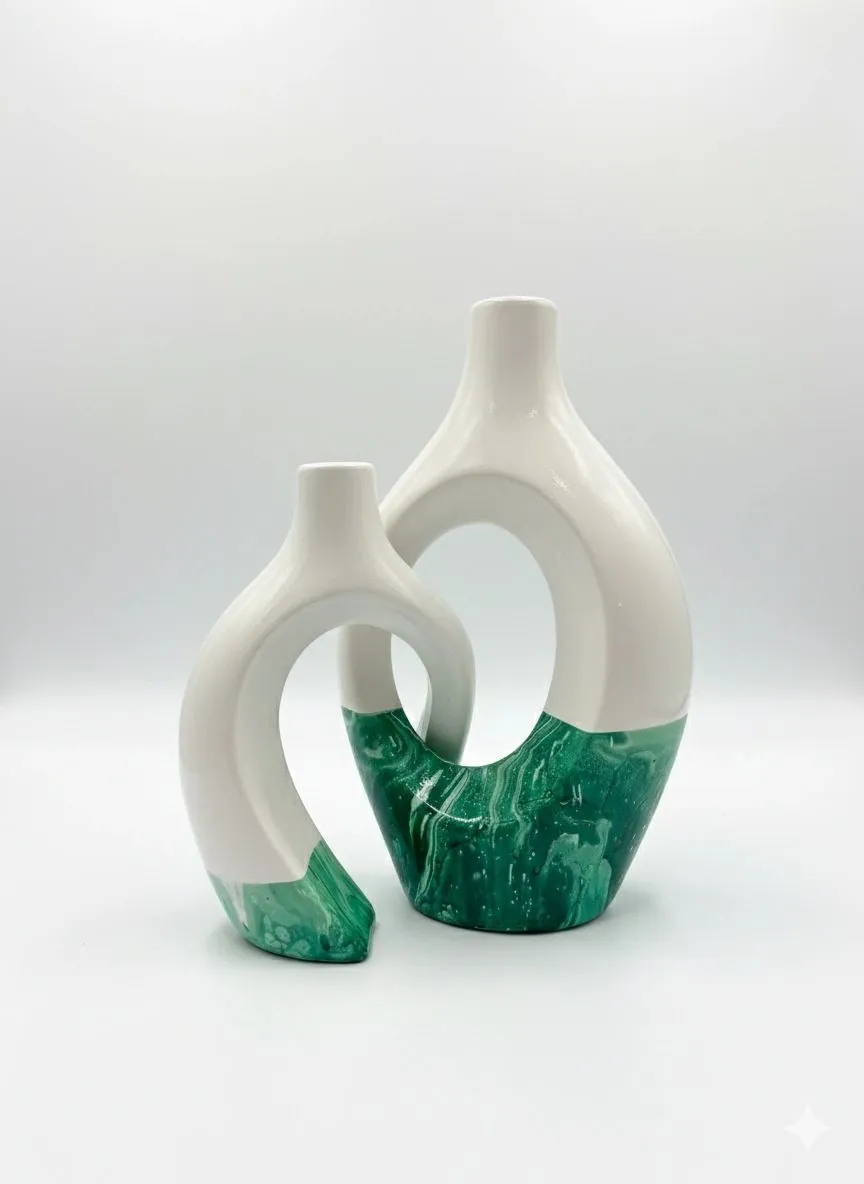 Juego de 2 Jarrones En Ceramica Abrazados - Base blanca - Fura y Tena