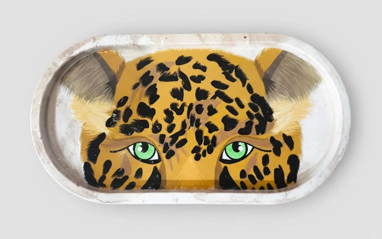 Bandeja El Jaguar: El Protector Silencioso